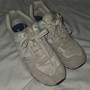 🚨SALE🚨 New Balance Shoe Size 5.5